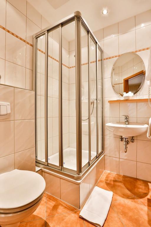 Hotel Ochsen أَميربوخ الغرفة الصورة