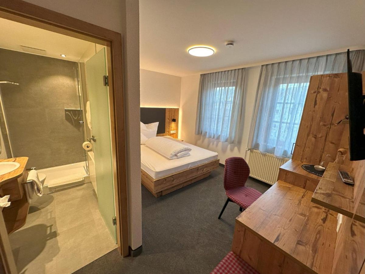 Hotel Ochsen أَميربوخ المظهر الخارجي الصورة